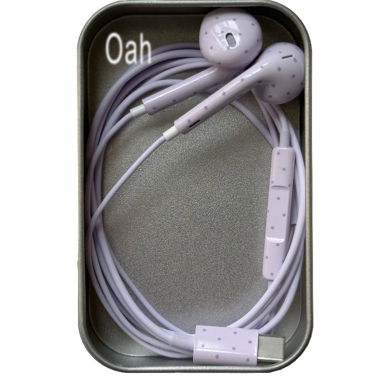Oah Polka Dot Wired Earphones  - Usb C Earphone recensione e prezzo